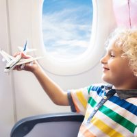 هزینه ی بلیط هواپیما برای کودکان چگونه است؟