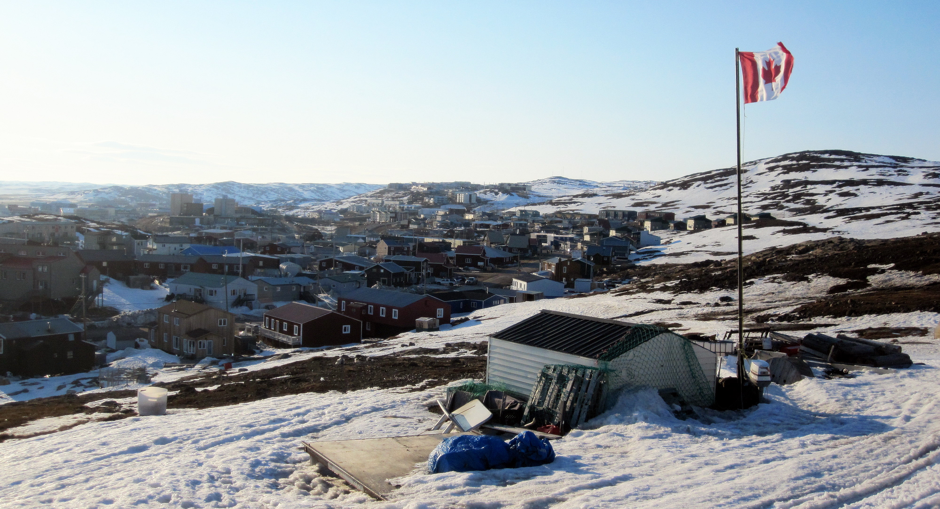 Iqaluit_from_Joamie_Hill